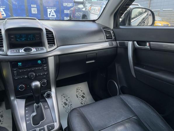 Chevrolet Captiva I Рестайлинг 2 с пробегом 2013 года, цена 1 100 000 рублей, 212257 км, внедорожник, Автокод Объявления