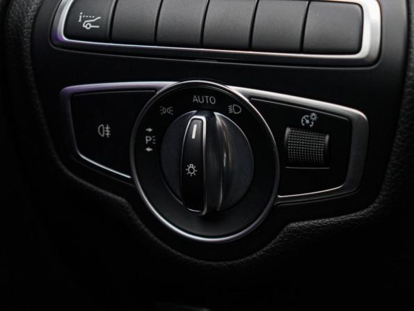 Mercedes-Benz C-Класс IV (W205) Рестайлинг с пробегом 2019 года, цена 3 400 000 рублей, 91221 км, седан, Автокод Объявления