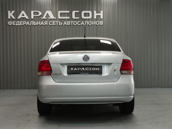 Volkswagen Polo V с пробегом 2013 года, цена 895 000 рублей, 236145 км, седан, Автокод Объявления