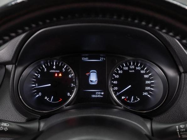 Nissan Qashqai II Рестайлинг с пробегом 2019 года, цена 1 699 000 рублей, 186640 км, внедорожник, Автокод Объявления