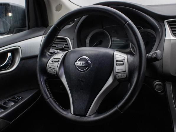 Nissan Tiida II с пробегом 2015 года, цена 760 000 рублей, 229353 км, хэтчбек, Автокод Объявления