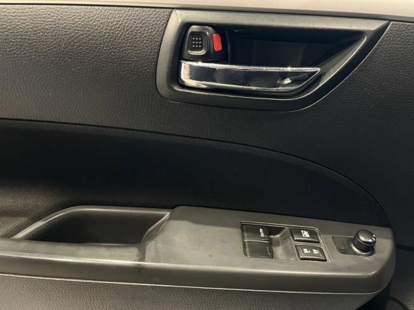 Suzuki Swift IV с пробегом 2011 года, цена 750 000 рублей, 176080 км, хэтчбек, Автокод Объявления