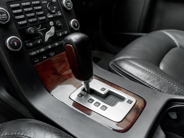 Volvo XC70 II с пробегом 2008 года, цена 1 450 000 рублей, 244867 км, универсал, Автокод Объявления