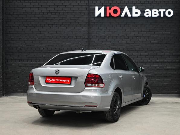 Volkswagen Polo V Рестайлинг с пробегом 2019 года, цена 1 000 000 рублей, 145295 км, седан, Автокод Объявления