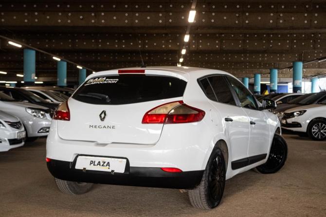 Renault Megane III с пробегом 2009 года, цена 549 000 рублей, 239737 км, хэтчбек, Автокод Объявления
