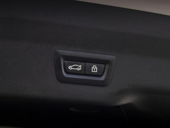 BMW 6 серии IV (G32) с пробегом 2017 года, цена 3 899 000 рублей, 152247 км, лифтбек, Автокод Объявления