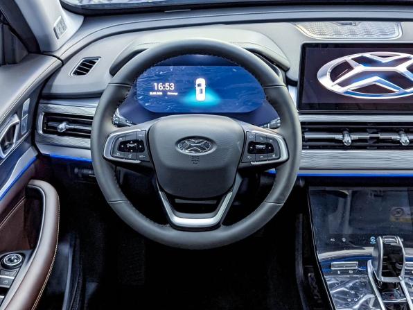 Xcite X-Cross 8 с пробегом 2024 года, цена 2 609 000 рублей, 5 км, внедорожник, Автокод Объявления
