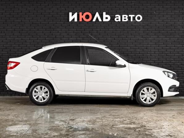 Lada (ВАЗ) Granta I Рестайлинг с пробегом 2023 года, цена 700 000 рублей, 44970 км, лифтбек, Автокод Объявления