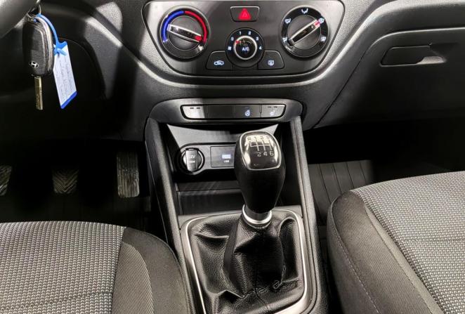 Hyundai Solaris II Рестайлинг с пробегом 2021 года, цена 1 550 000 рублей, 94500 км, седан, Автокод Объявления