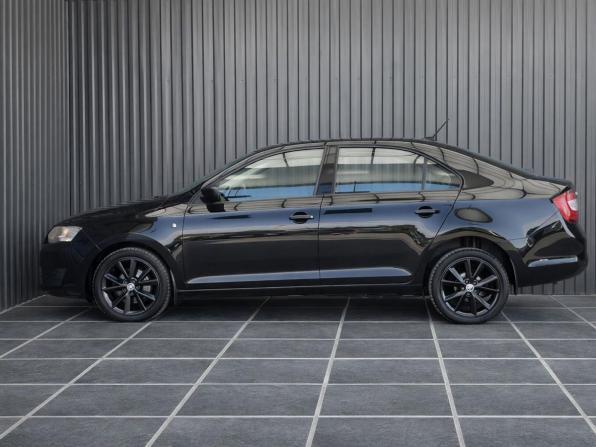 Skoda Rapid I с пробегом 2017 года, цена 1 207 000 рублей, 130593 км, лифтбек, Автокод Объявления