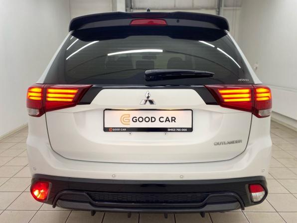 Mitsubishi Outlander III Рестайлинг 3 с пробегом 2022 года, цена 3 850 000 рублей, 900 км, внедорожник, Автокод Объявления