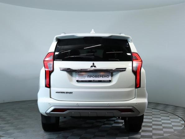 Mitsubishi Montero Sport III Рестайлинг с пробегом 2022 года, цена 3 965 000 рублей, 52419 км, внедорожник, Автокод Объявления