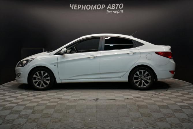 Hyundai Solaris I Рестайлинг с пробегом 2015 года, цена 1 245 000 рублей, 158000 км, седан, Автокод Объявления