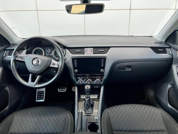 Skoda Octavia III (A7) Рестайлинг с пробегом 2018 года, цена 1 690 000 рублей, 101731 км, лифтбек, Автокод Объявления