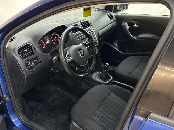 Volkswagen Polo V Рестайлинг с пробегом 2019 года, цена 1 130 000 рублей, 112770 км, седан, Автокод Объявления
