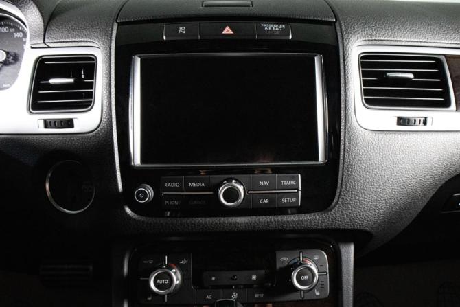 Volkswagen Touareg II с пробегом 2011 года, цена 2 199 000 рублей, 226270 км, внедорожник, Автокод Объявления