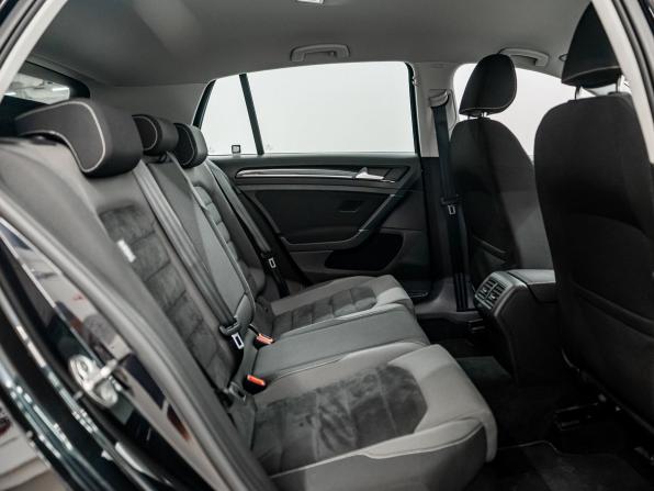 Volkswagen Golf VII с пробегом 2013 года, цена 1 300 000 рублей, 95377 км, хэтчбек, Автокод Объявления