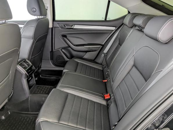 Skoda Superb III Рестайлинг с пробегом 2024 года, цена 2 900 000 рублей, 66490 км, лифтбек, Автокод Объявления