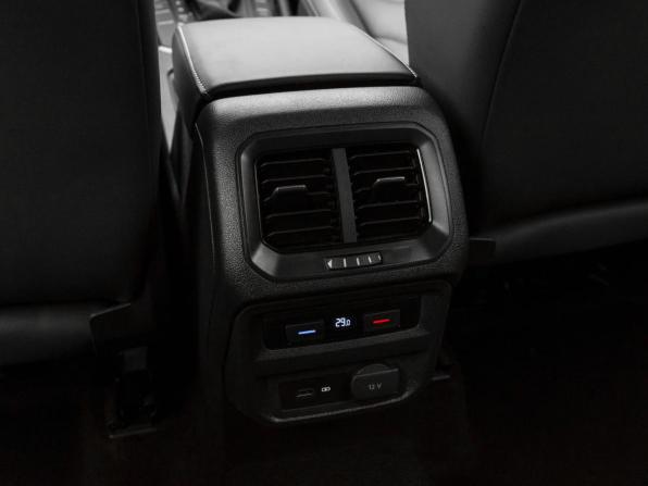 Volkswagen Tiguan II с пробегом 2020 года, цена 2 330 000 рублей, 113558 км, внедорожник, Автокод Объявления