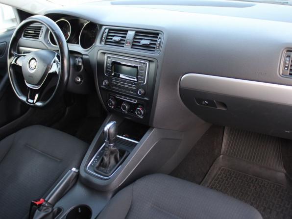 Volkswagen Jetta VI Рестайлинг с пробегом 2016 года, цена 899 000 рублей, 168500 км, седан, Автокод Объявления