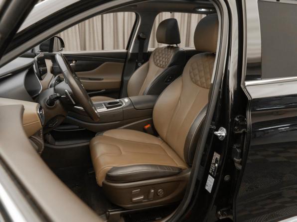 Hyundai Santa Fe IV Рестайлинг с пробегом 2021 года, цена 4 145 000 рублей, 49693 км, внедорожник, Автокод Объявления