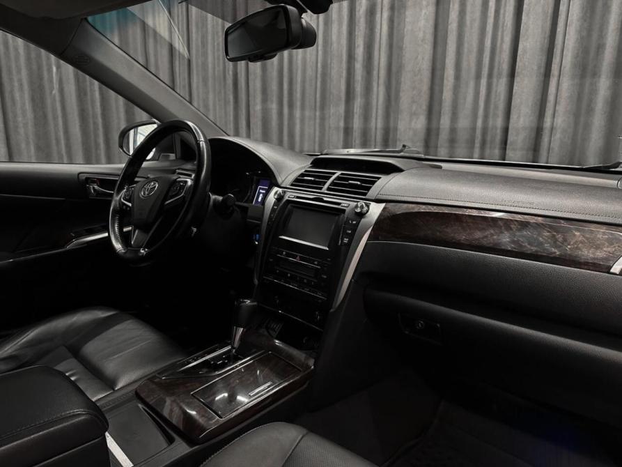 Toyota Camry VII (XV50) Рестайлинг Красноярск  - изображение 7