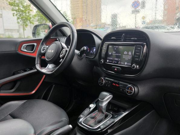Kia Soul III с пробегом 2022 года, цена 2 450 000 рублей, 55129 км, хэтчбек, Автокод Объявления