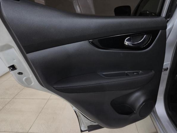 Nissan Qashqai II с пробегом 2018 года, цена 1 685 000 рублей, 152971 км, внедорожник, Автокод Объявления
