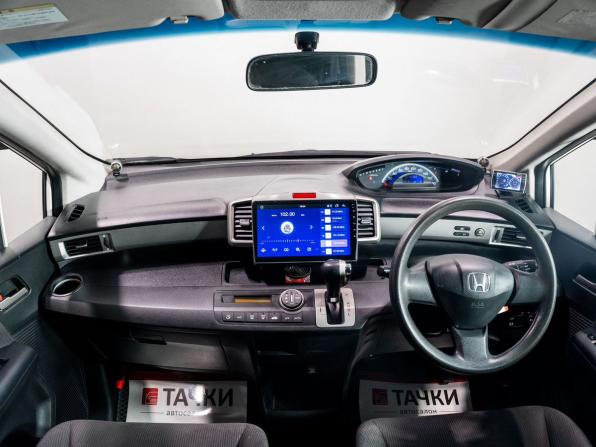 Honda Freed I с пробегом 2011 года, цена 1 080 000 рублей, 141203 км, компактвэн, Автокод Объявления