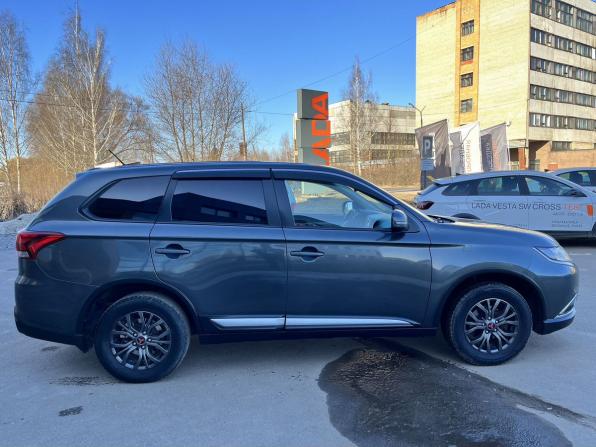 Mitsubishi Outlander III Рестайлинг 2 с пробегом 2015 года, цена 1 620 000 рублей, 167465 км, внедорожник, Автокод Объявления
