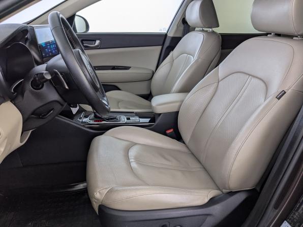 Kia Optima IV с пробегом 2017 года, цена 1 845 000 рублей, 130073 км, седан, Автокод Объявления