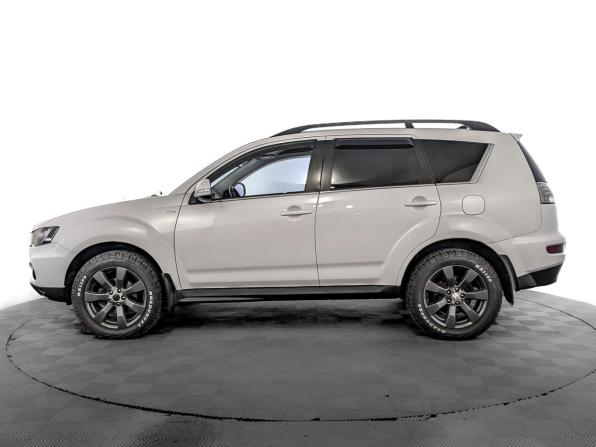 Mitsubishi Outlander II Рестайлинг с пробегом 2011 года, цена 1 420 000 рублей, 202648 км, внедорожник, Автокод Объявления