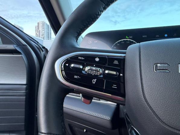 Chery Arrizo 8 с пробегом 2025 года, цена 2 385 000 рублей, 12066 км, седан, Автокод Объявления