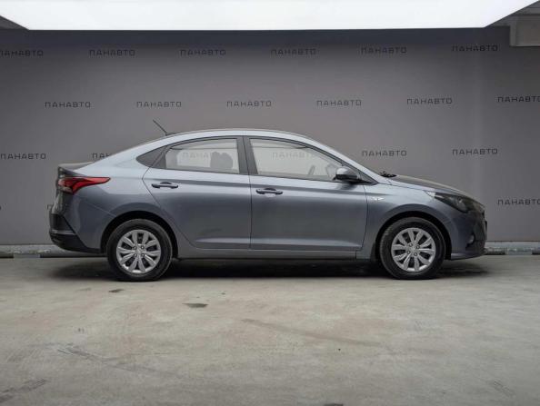 Hyundai Solaris II Рестайлинг с пробегом 2020 года, цена 1 349 000 рублей, 54202 км, седан, Автокод Объявления
