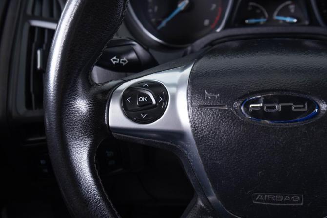 Ford Focus III с пробегом 2012 года, цена 699 000 рублей, 250954 км, хэтчбек, Автокод Объявления