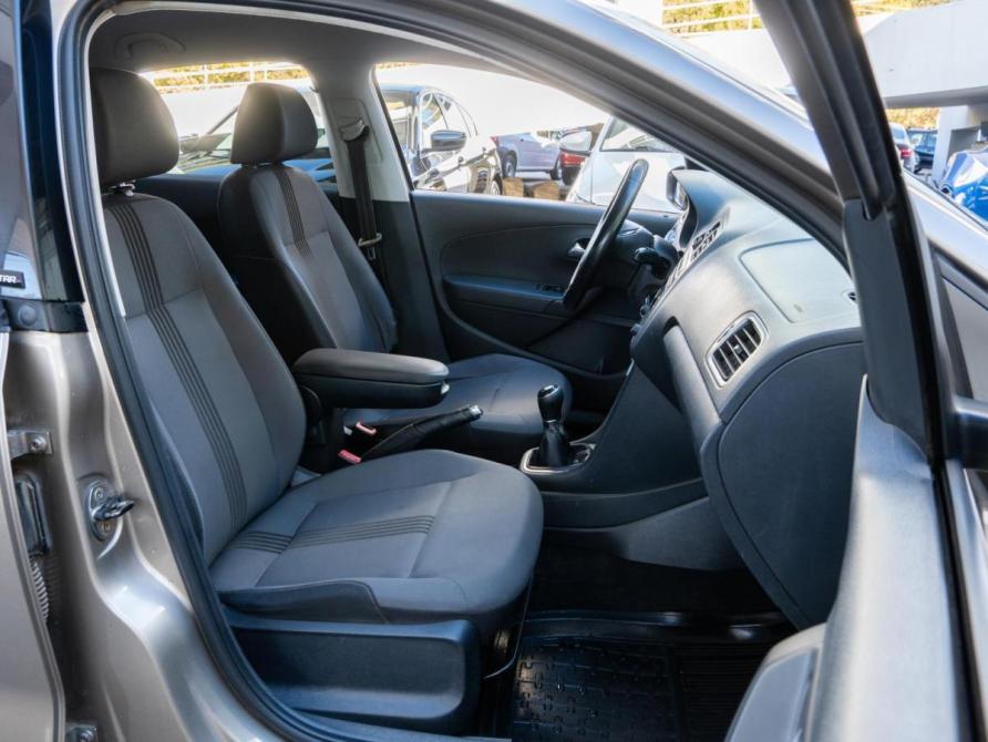 Volkswagen Polo V Рестайлинг Волгоград  - изображение 8