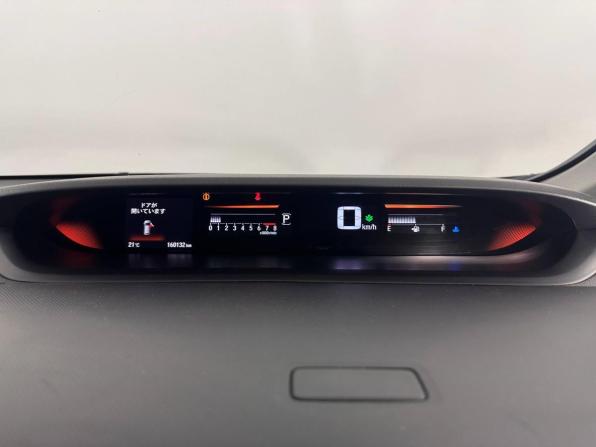 Honda Stepwgn V с пробегом 2017 года, цена 1 710 000 рублей, 160028 км, минивэн, Автокод Объявления