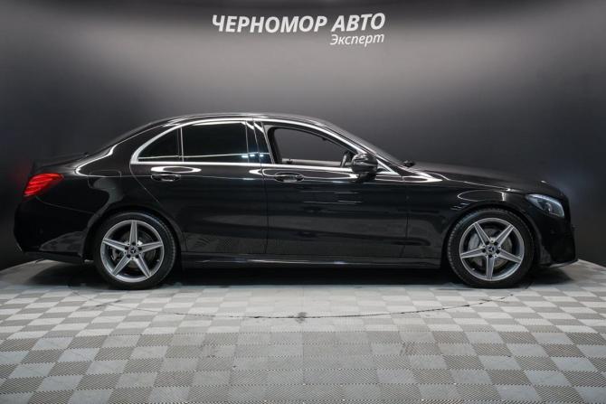 Mercedes-Benz C-Класс IV (W205) Рестайлинг с пробегом 2018 года, цена 2 640 000 рублей, 161202 км, седан, Автокод Объявления