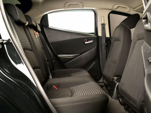 Mazda Demio IV (DJ) с пробегом 2017 года, цена 1 120 995 рублей, 158661 км, хэтчбек, Автокод Объявления