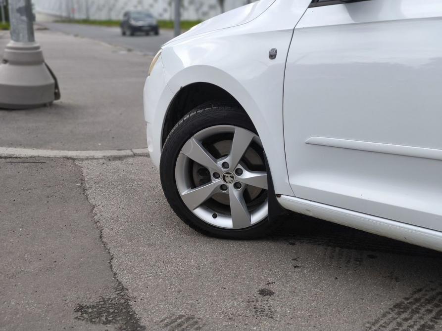 Skoda Rapid I Санкт-Петербург  - изображение 8