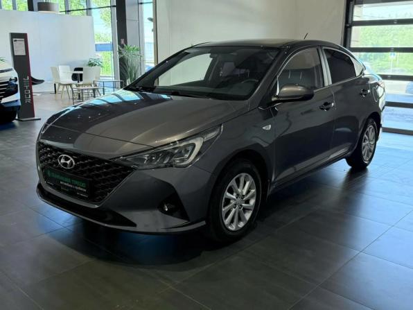 Hyundai Solaris II Рестайлинг с пробегом 2021 года, цена 1 690 000 рублей, 35688 км, седан, Автокод Объявления