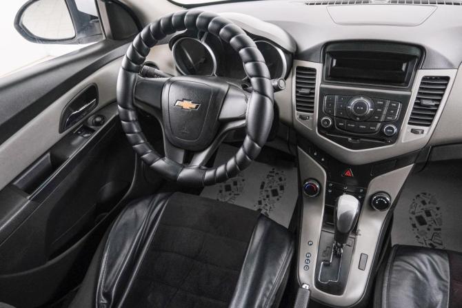 Chevrolet Cruze I с пробегом 2011 года, цена 669 000 рублей, 330000 км, седан, Автокод Объявления