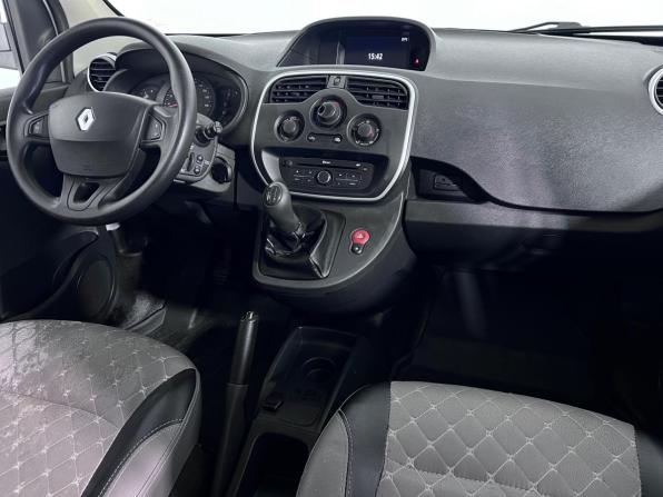Renault Kangoo II Рестайлинг с пробегом 2017 года, цена 1 064 000 рублей, 176378 км, минивэн, Автокод Объявления