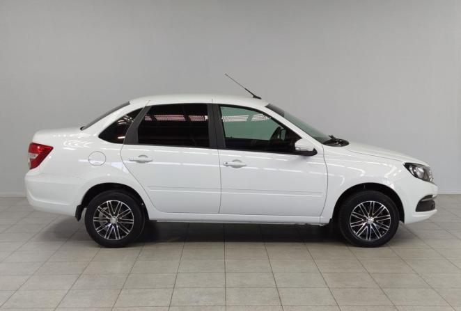Lada (ВАЗ) Granta I Рестайлинг с пробегом 2023 года, цена 835 000 рублей, 43906 км, седан, Автокод Объявления