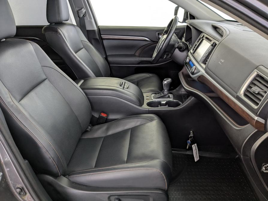 Toyota Highlander III (XU50) Москва  - изображение 25