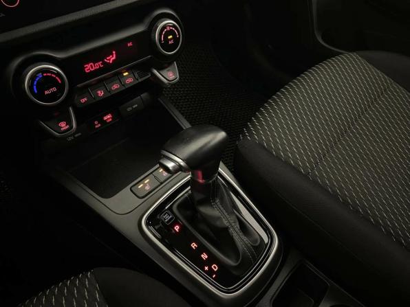 Kia Rio IV с пробегом 2019 года, цена 1 349 000 рублей, 129918 км, хэтчбек, Автокод Объявления