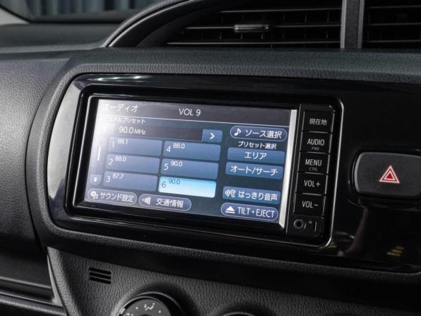 Toyota Vitz III (XP130) Рестайлинг 2 с пробегом 2017 года, цена 965 000 рублей, 122427 км, хэтчбек, Автокод Объявления