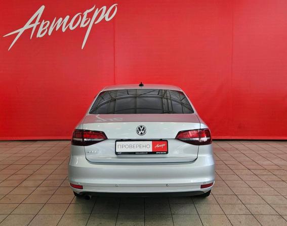 Volkswagen Jetta VI Рестайлинг с пробегом 2018 года, цена 1 370 000 рублей, 121877 км, седан, Автокод Объявления