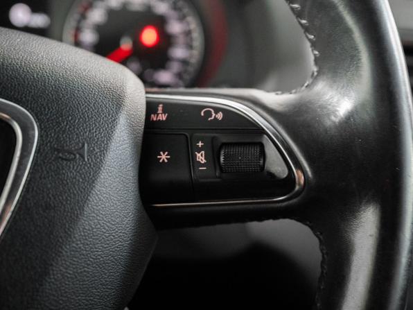 Audi Q3 I (8U) с пробегом 2013 года, цена 1 480 000 рублей, 216851 км, внедорожник, Автокод Объявления