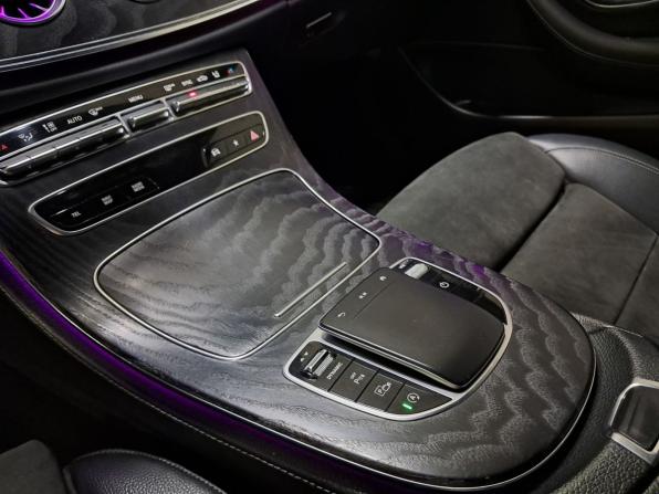 Mercedes-Benz E-Класс V (W213 S213 C238) Рестайлинг с пробегом 2020 года, цена 3 960 000 рублей, 139980 км, седан, Автокод Объявления
